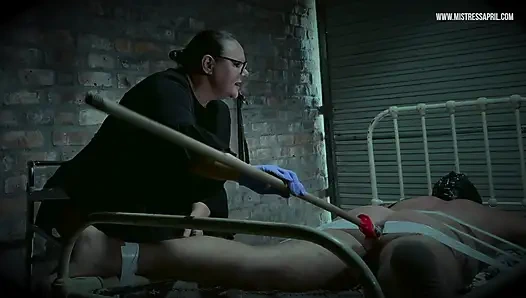 Dominatrix sahibe April - sidik fahişesi