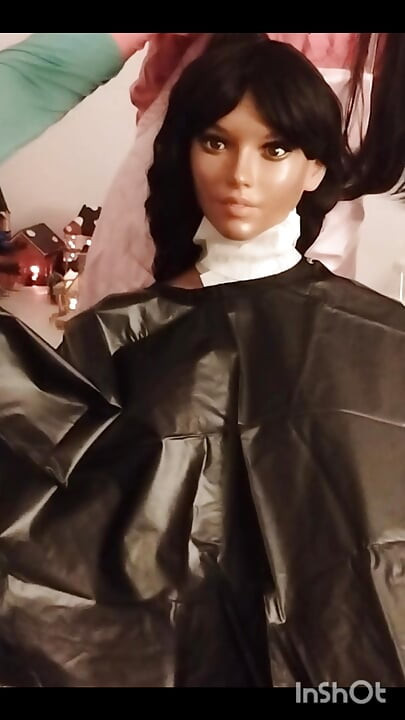 Ebony Sex doll Nikki shows off vinyl shampoo capes