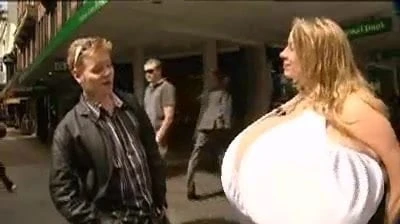 Chelsea Charms on the street - Bigger
