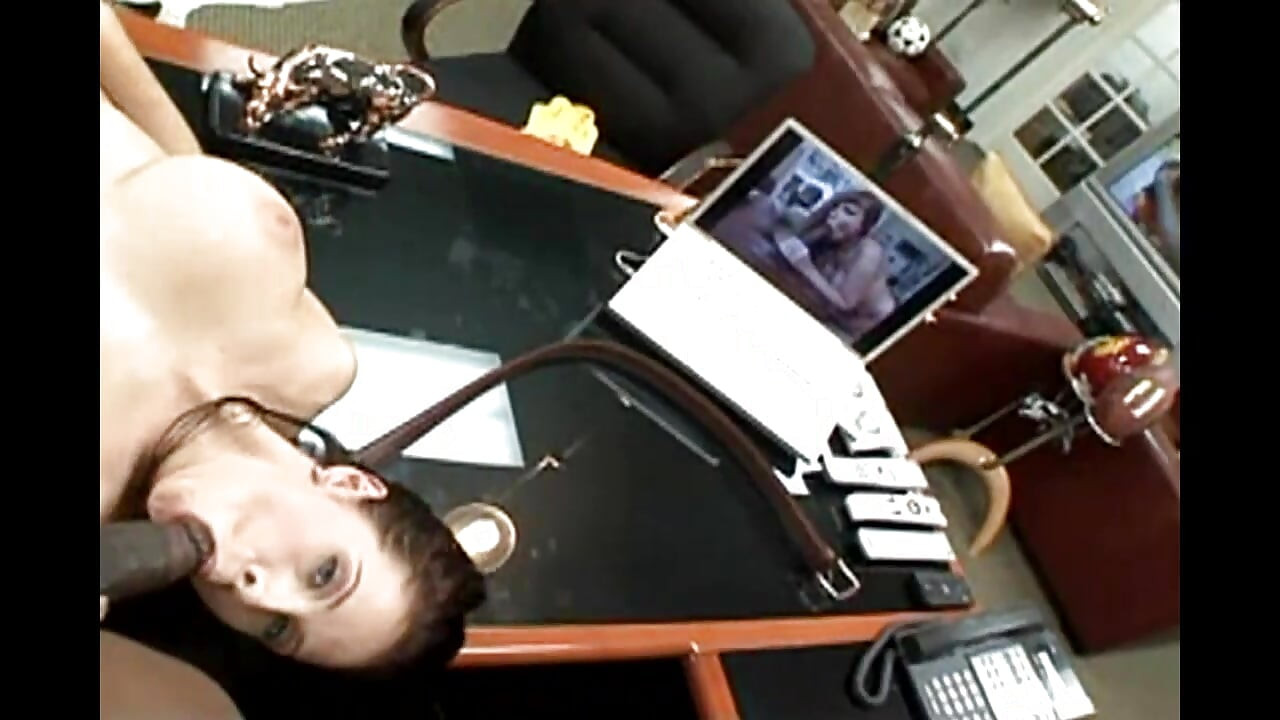 LEXINGTON YÊU GIANNA MICHAELS (phim đầy đủ)