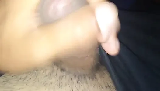 Heyecanlı bir yüzle bana bak