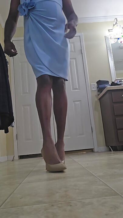 Blue flower dress with beige heels