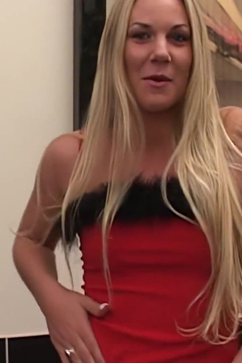 Blonde Loves to Suck Cocks Her Girlfriend Helps