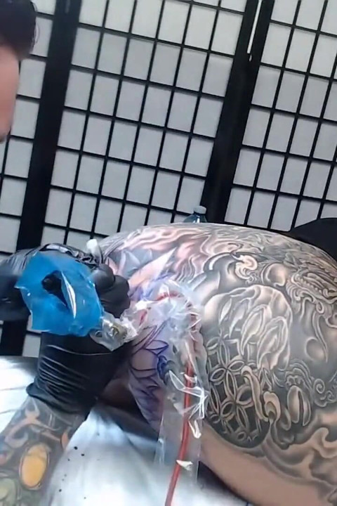 Kusireän tatuointi 4,5 tunniksi
