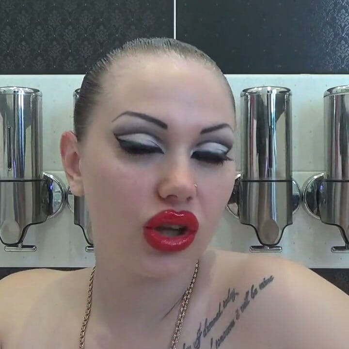 Lip smelling, kissing, duck face with huge red lips
