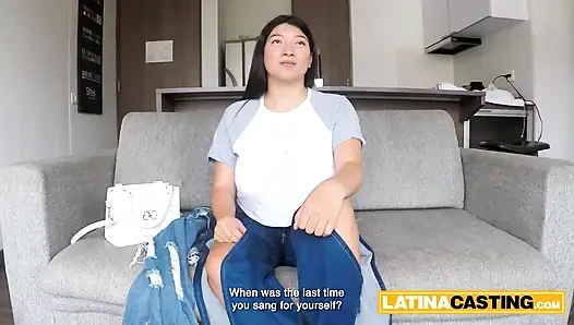 Cewek semok latina ini mengkhianati pacarnya dan semua janjinya yang haus... Aku menangkap keinginan sejatinya