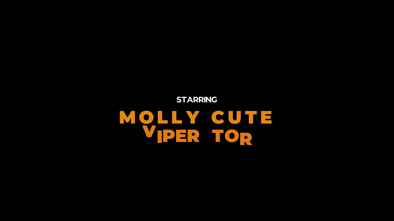 Gorgeuse Gorge Profonde, Anal Intense - Molly Cute Se Fait Baiser par Viper Tor