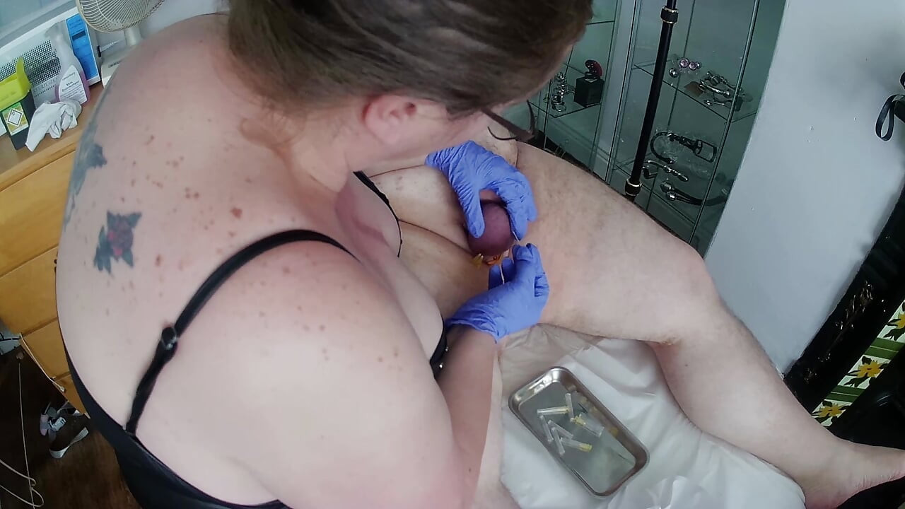 Part 6:- Domina Satana does Medical play on here slave Dazzer. Starting with a 1ft Sound the needle play!