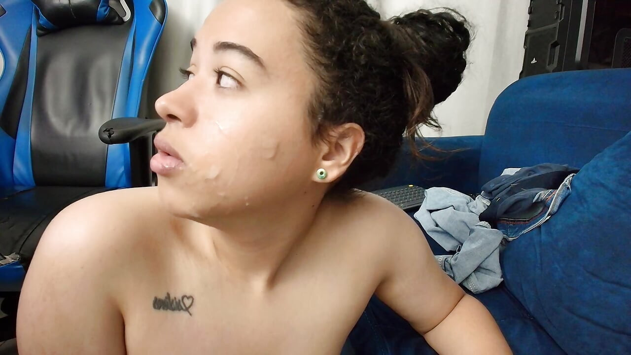 I cum in her face the way Ema likes it