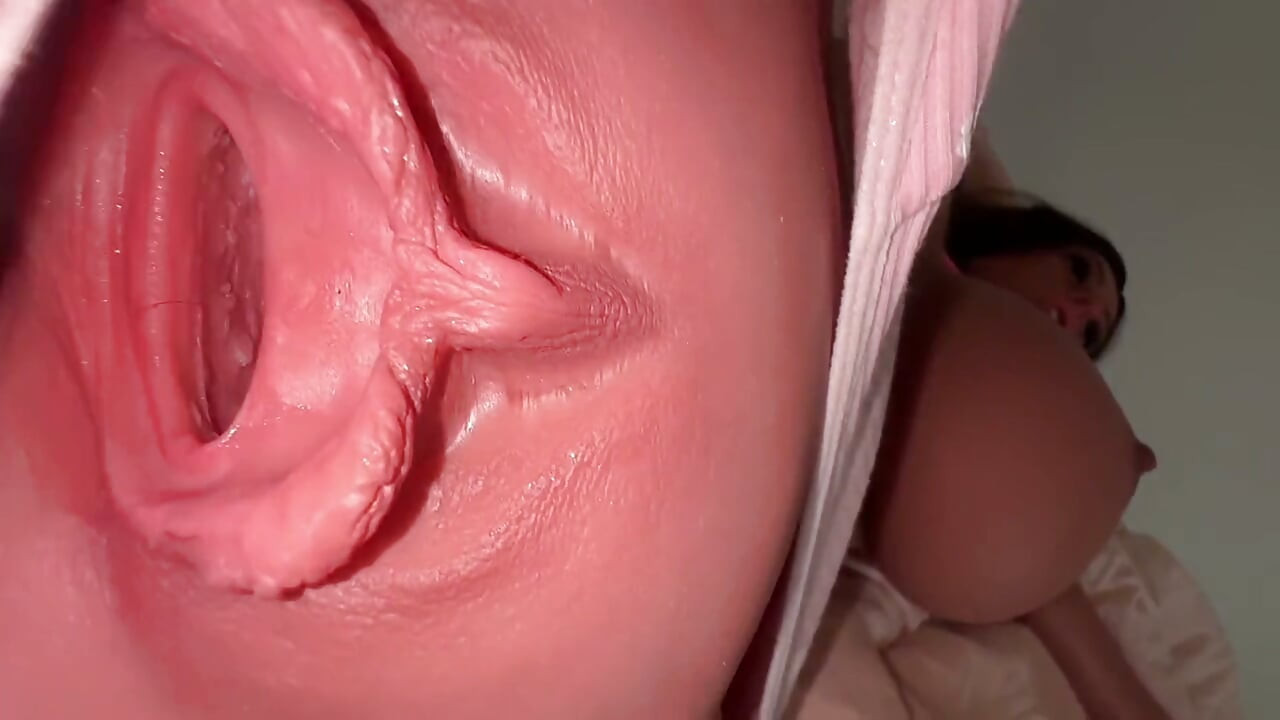 나노 보지는 민감한 자극기로 이중 사정까지 유발할 수 있다