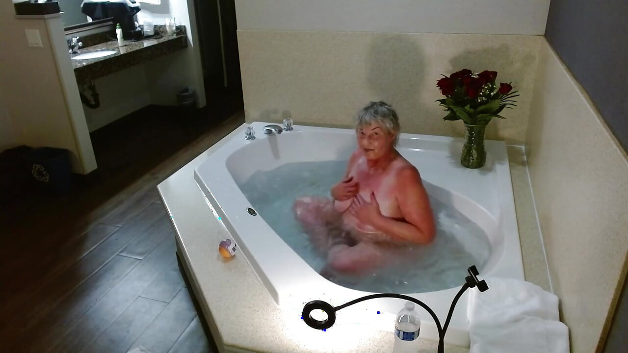 1278 Hotelska soba Jacuzzi JOI iz Seksi kao pakao Dawnskye1962