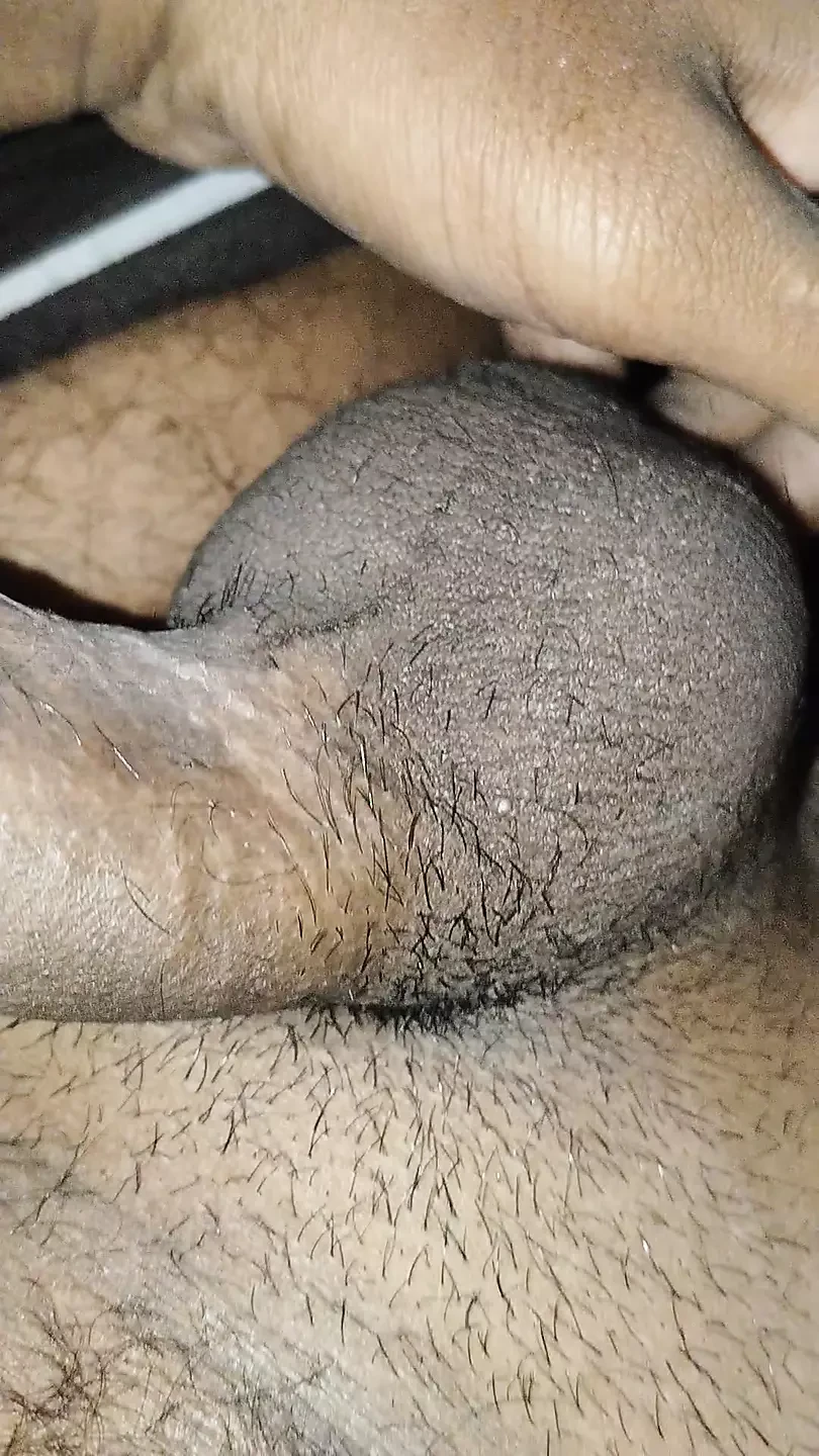 我正在寻找一个女孩的视频，任何感兴趣的人都可以让我知道只有来自班加罗尔的女性