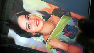 Malavika Menon, hommage au sperme