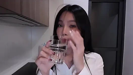 Üvey annemle yaşıyorum