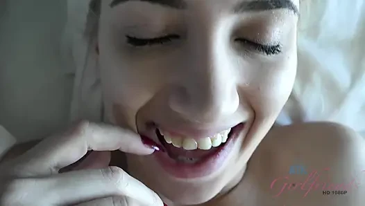 POV: Вы трахаете Sierra Nicole в каждой позе и накачает ее тугую киску, полную глубокого кримпая