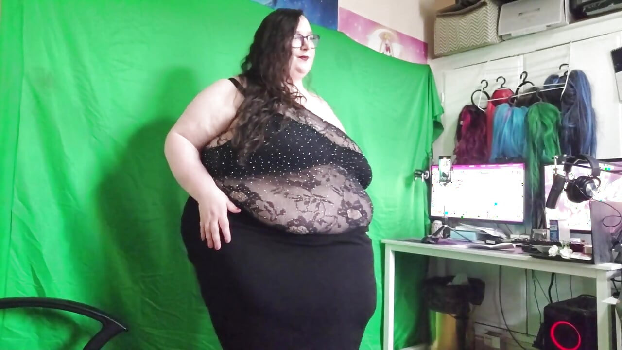 Gerakan dan strip sensual ssbbw