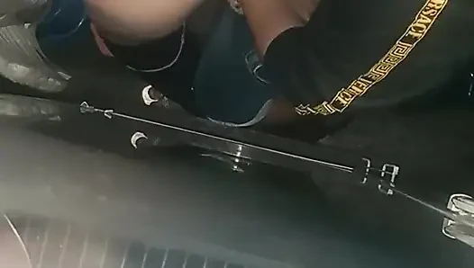 Amael steckt seinen schwanz in meine muschi, lecker!!