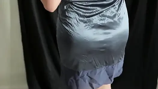 Indonesia Viral Nyobain Baju Satin Baru Berujung Ngentot Dan Keluar Di Memek