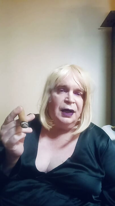Part 5 - BBW TV discussing her many years in the BDSM and Kink world