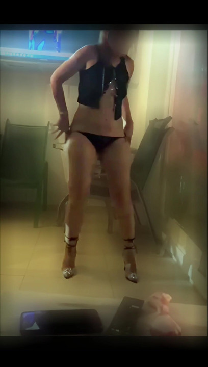 Dancing Tease (Short)