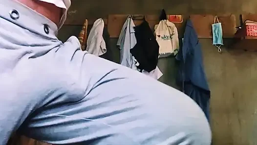 Yakışıklı yaşlı adam büyük boy mastrubation