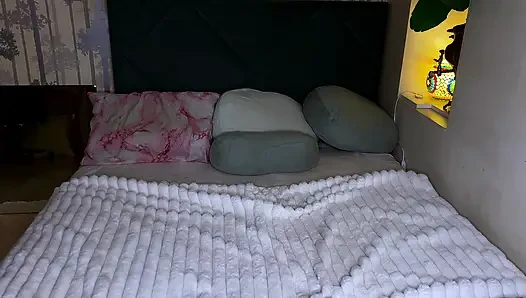 Handcuffed Cuckold: I Admit I'm a Slut
