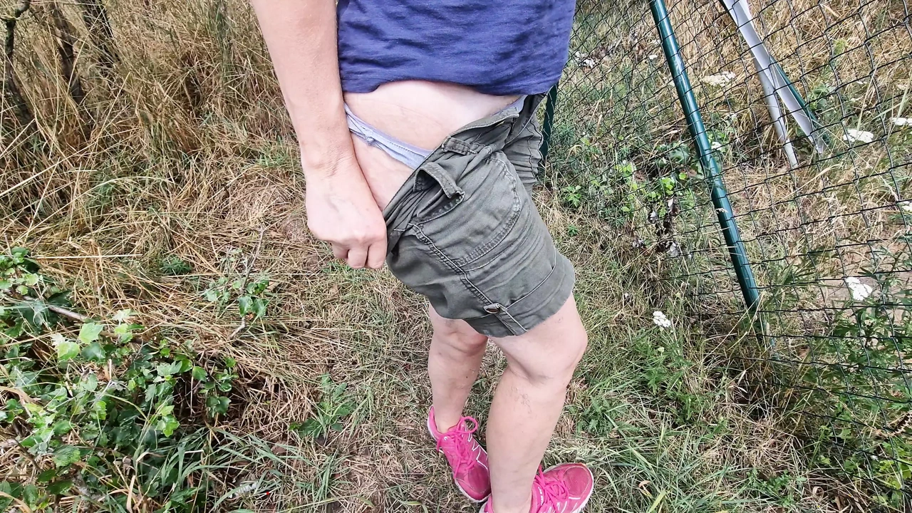 完美的长尿熟女 - 惊人的阴户