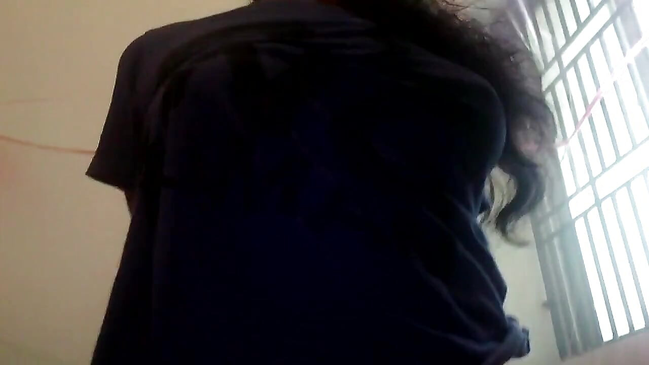 Natural Big Hair and Boobs Indian Girl First Ever Best Amateur Homemade Des