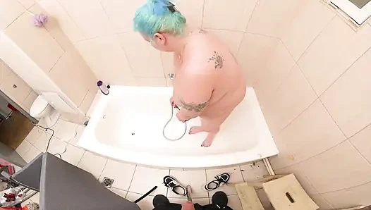 Золотой дождь для Antonella Сиськи