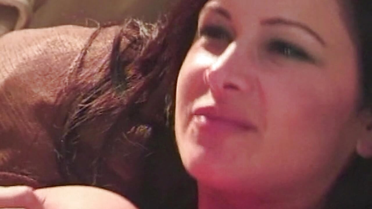 Heißer Blowjob und Intensive Penetration