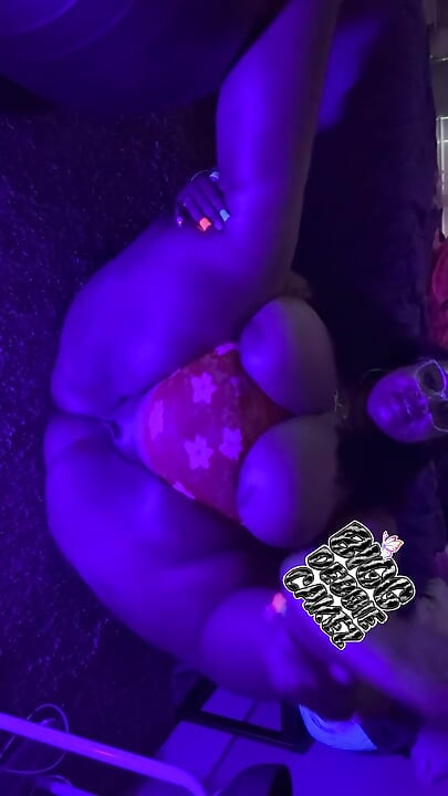POV you got the munchies for some sweet BIGGDEBBIECAKEZ is what you need