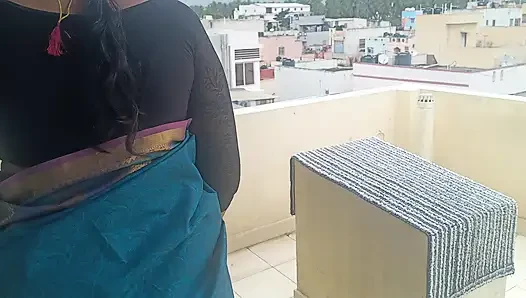 Neighbour married women showing structure in stairs