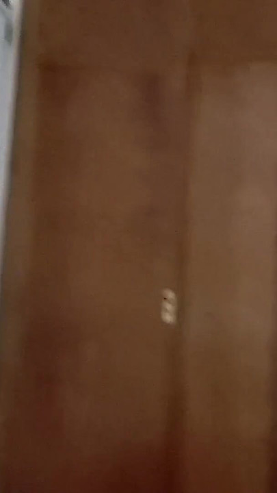 Seksualni zvukovi me bude rano ujutro! Stvarno se uzbudim i na kraju ubacim ogroman gusti teret sperme u jastuk! | Isječak 1