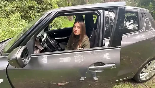 Лесбиянки, весело проводят время на природе