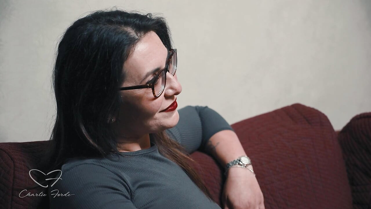 Öp onu. ya da Charlie Forde, Chasey Devil, Jayce Hardy