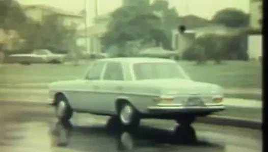 Memek hitam dan putih menjilati di kamar tidur