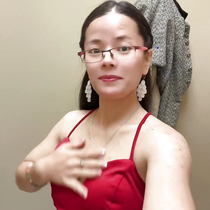 Show Sexy Ass Wear Red Dress in Toilet Room