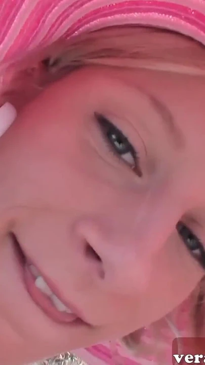 情感时刻从 "德国少女在海滩上被搭讪三人行 - ffm"