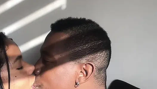 Look how I do it that I enjoy a good careless blowjob with deep throat -amateur couple- Nysde