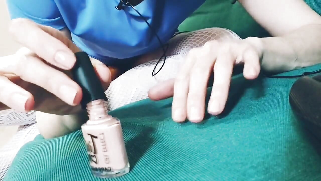 Ich habe meine Nägel gemalt. Asmr