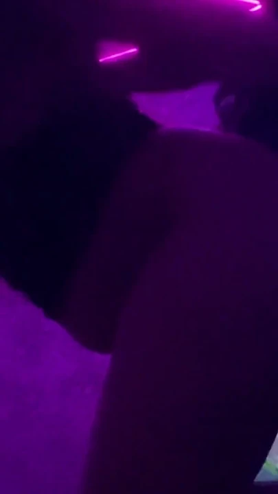 Iconic moment from "my girlfriend cheating with her friend in public game room"
