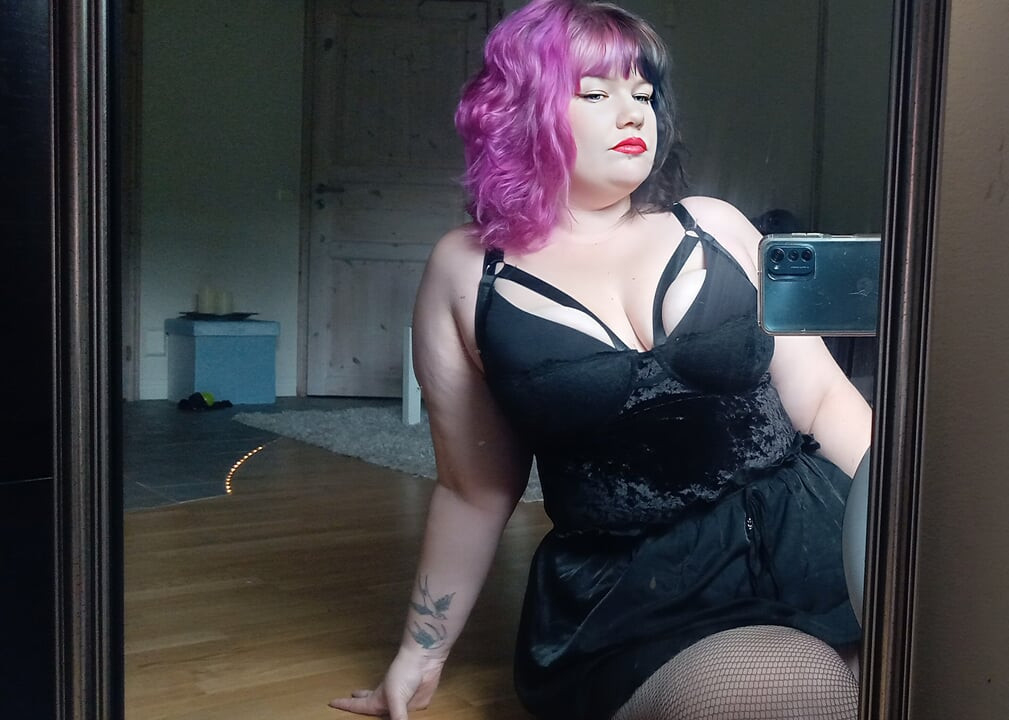BBW gets DP with a BBC-dildo