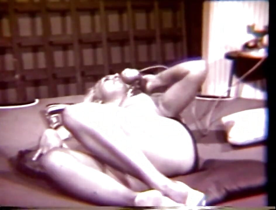 흑인과 백인 스트립 pt. 2