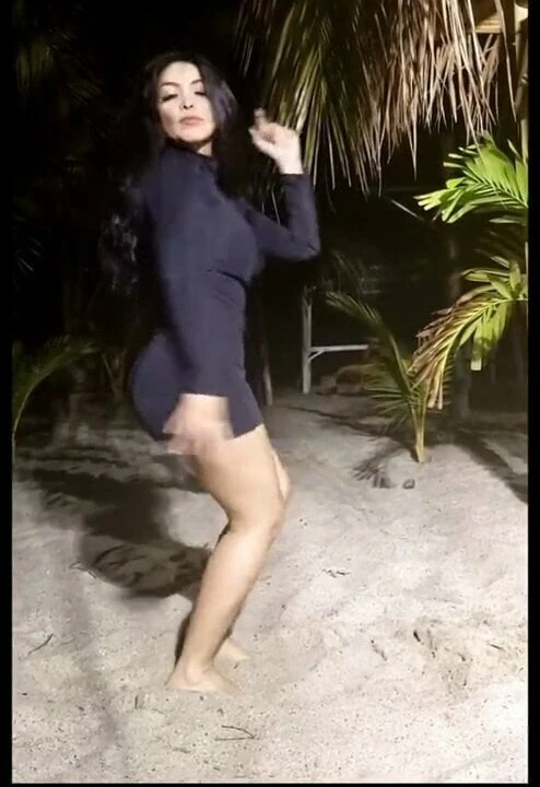 VP04 - Shirley Iparraguirre 10uut