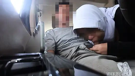 Tesettürlü baldızım geç kalıyor, ona yardım etmek için bana bir araba sakso çekiyor - minokiiko