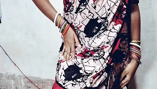 Sexy Bhabi at Home Alone. I am so Horny & Go to Finger Sex clear Hindi Audio