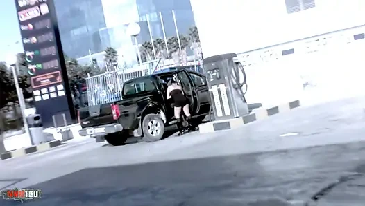 Французская брюнетка Silvana Rodriguez Beach делает минет и трахается в анал с камшотом