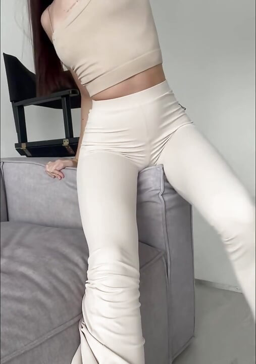 perfect home yoga - ass in tight leggings - sexy goddess