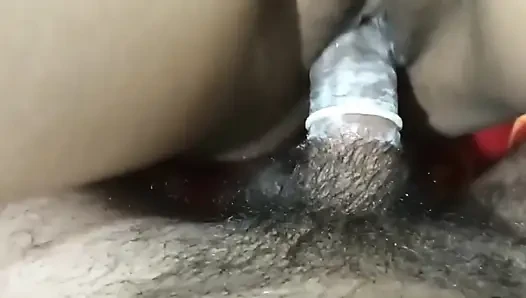 Fickendes desi-zimmermädchen so heiß und sexy zimmermädchen stöhnt laut