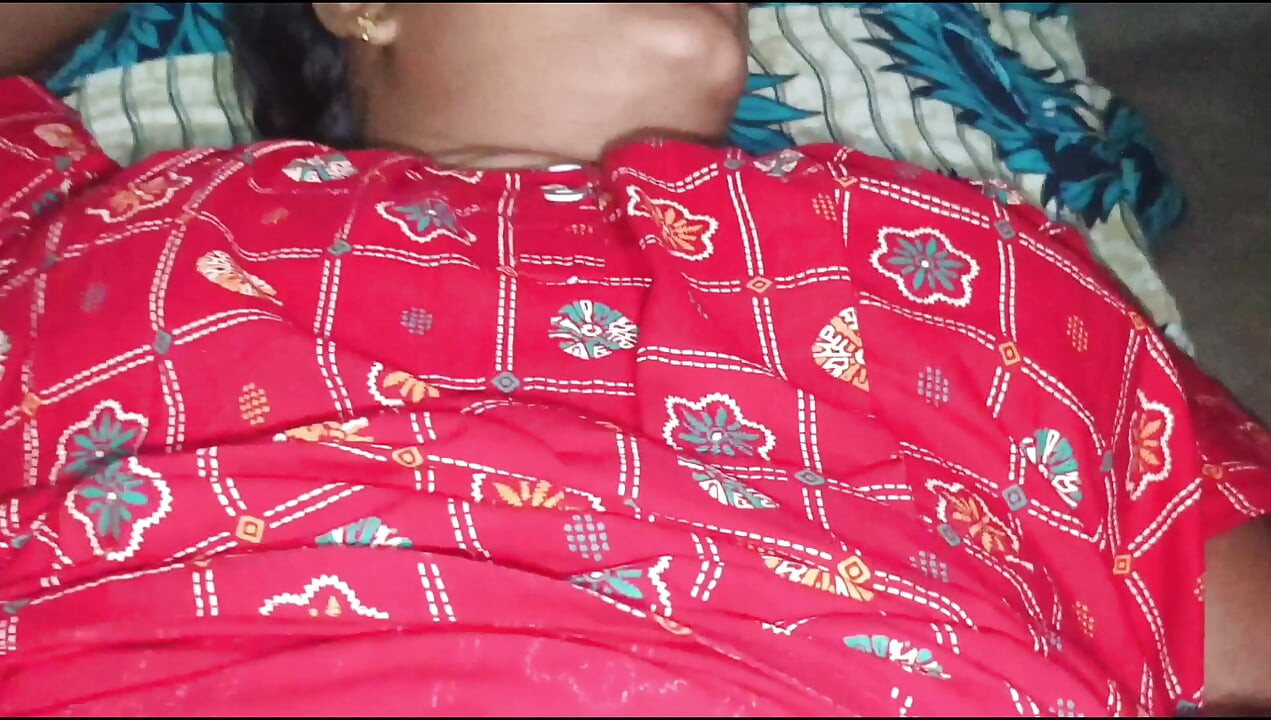 Tumpa, aku menyetubuhinya dengan cara yang dia inginkan, tepat di depan ibu tirinya yang cantik, Tumpa, saat dia berada di rumah Tumpa.